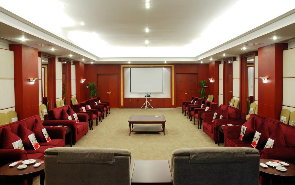 Отель Ramada Plaza By Wyndham Chongqing West Экстерьер фото