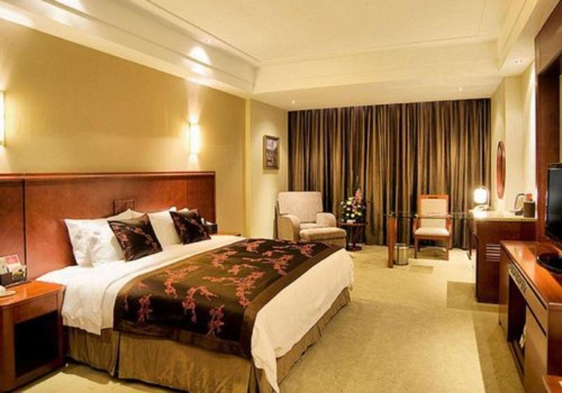 Отель Ramada Plaza By Wyndham Chongqing West Экстерьер фото